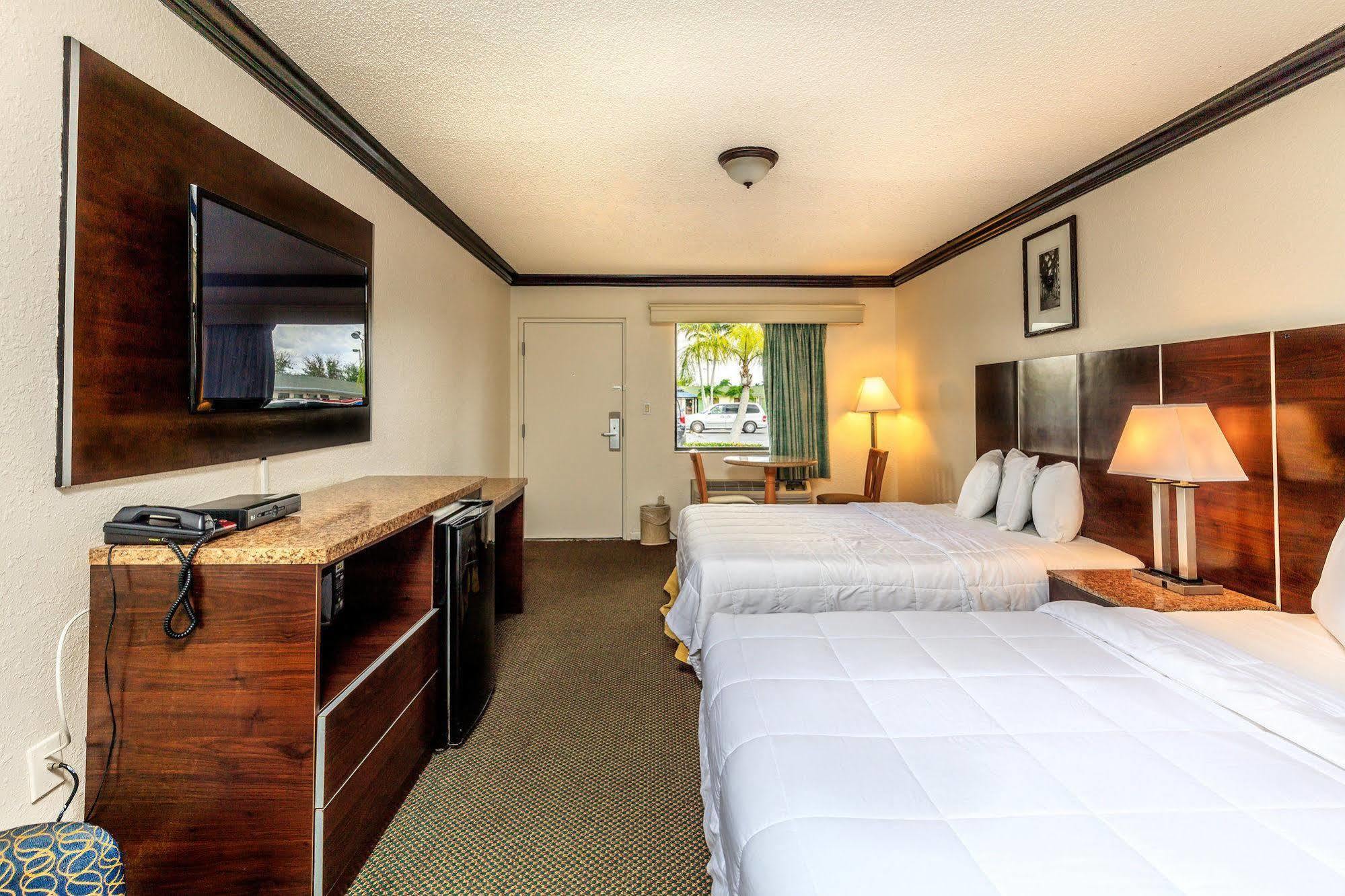 Budget Host Inn Florida City Eksteriør billede